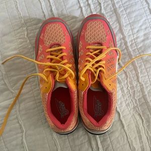 Red Wing Shoe Women’s Aluminum Safety Toe Sneaker